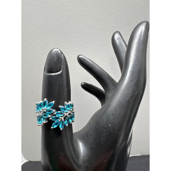 Blue Leaf Sterling Silver Ring With Marquise Cut Stones - Picture 3 of 8